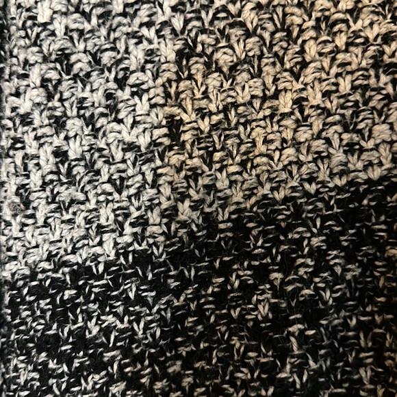 Banana Republic turtleneck sweater - Picture 2 of 2